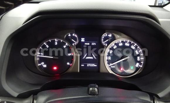 Acheter Occasion Voiture Toyota Land Cruiser Prado Blanc à Beitbridge, Matabeleland South Acheter Occasion Voiture Toyota Land Cruiser Prado Blanc à Beitbridge, Matabeleland South