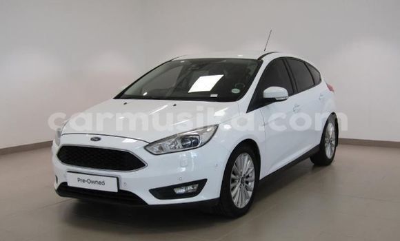 Buy Used Ford Focus White Car in Beitbridge in Matabeleland South Buy Used Ford Focus White Car in Beitbridge in Matabeleland South