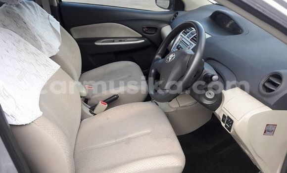 Acheter Occasion Voiture Toyota Belta Gris à Alexandra Park, Harare Acheter Occasion Voiture Toyota Belta Gris à Alexandra Park, Harare