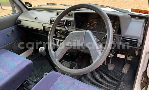 Tenga Tsaru Toyota Venza Chena Mota in Beitbridge in Matabeleland South Tenga Tsaru Toyota Venza Chena Mota in Beitbridge in Matabeleland South