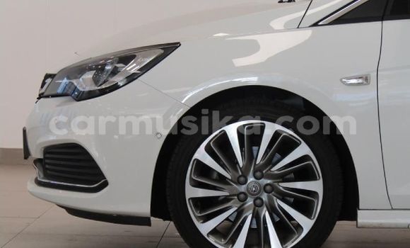 Acheter Occasion Voiture Opel Astra Blanc à Beitbridge, Matabeleland South Acheter Occasion Voiture Opel Astra Blanc à Beitbridge, Matabeleland South