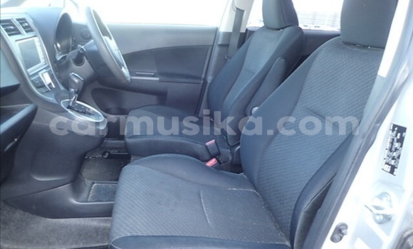 Tenga Tsaru Toyota Ractis Sirivha Mota in Beitbridge in Matabeleland South Tenga Tsaru Toyota Ractis Sirivha Mota in Beitbridge in Matabeleland South