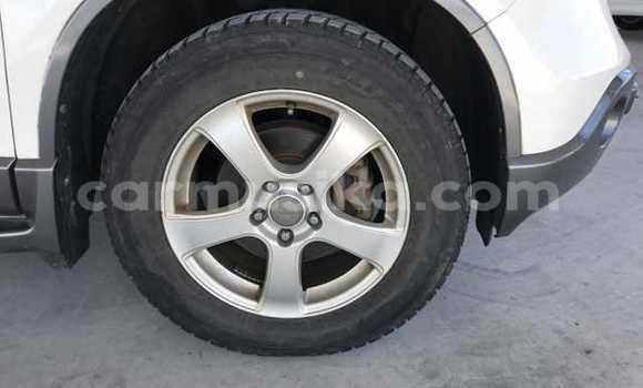 Nunua Ilio tumika Honda CR–V Nyeupe Gari ndani ya Beitbridge nchini Matabeleland Kusini Nunua Ilio tumika Honda CR–V Nyeupe Gari ndani ya Beitbridge nchini Matabeleland Kusini