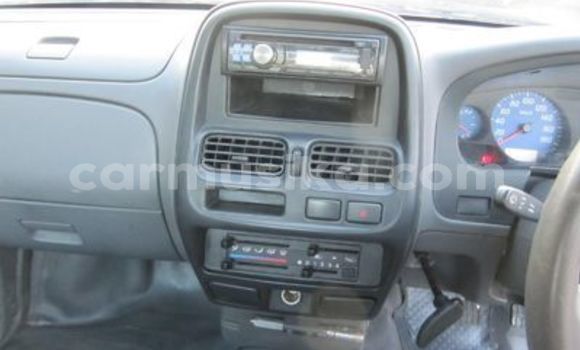 Tenga Tsaru Nissan NP 300 Chena Mota in Beitbridge in Matabeleland South Tenga Tsaru Nissan NP 300 Chena Mota in Beitbridge in Matabeleland South