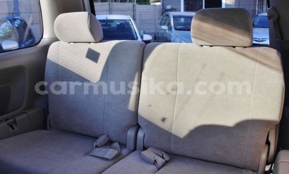 Buy Import Toyota Noah White Car in Beitbridge in Matabeleland South Buy Import Toyota Noah White Car in Beitbridge in Matabeleland South