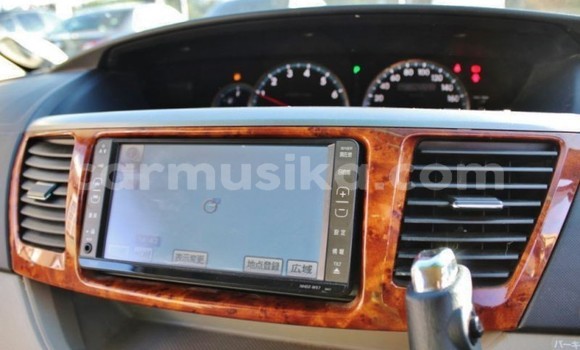 Buy Import Toyota Noah White Car in Beitbridge in Matabeleland South Buy Import Toyota Noah White Car in Beitbridge in Matabeleland South