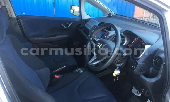 Buy Import Honda Fit Silver Car in Beitbridge in Matabeleland South Buy Import Honda Fit Silver Car in Beitbridge in Matabeleland South