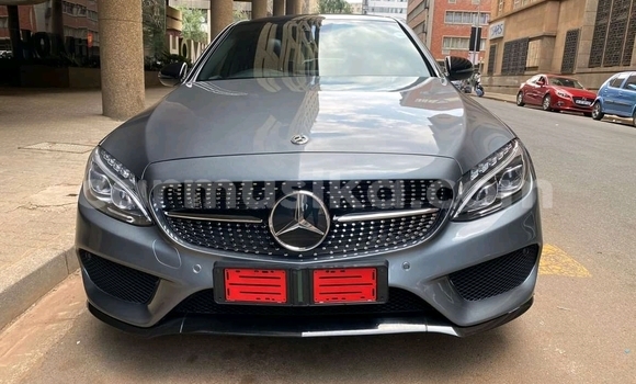 Buy used mercedes-benz e200 black car in bulawayo in bulawayo - carmusika