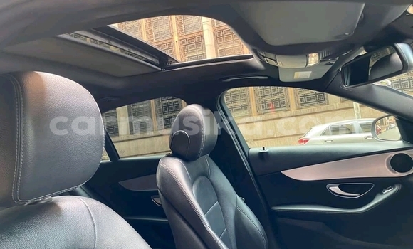 Acheter Occasion Voiture Mercedes-Benz E200 Noir à Bulawayo, Bulawayo Acheter Occasion Voiture Mercedes-Benz E200 Noir à Bulawayo, Bulawayo