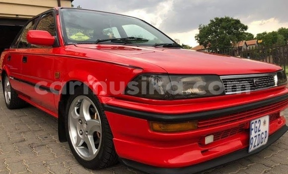 Tenga Tsaru Toyota Corolla Tsvuku Mota in Beitbridge in Matabeleland South Tenga Tsaru Toyota Corolla Tsvuku Mota in Beitbridge in Matabeleland South