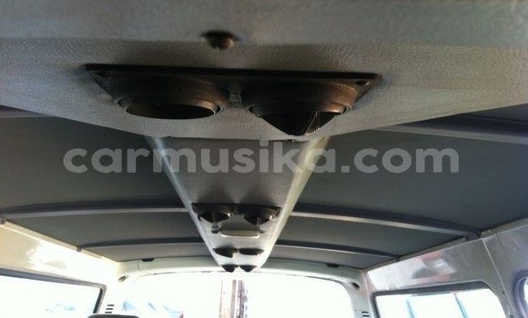 Buy Used Toyota Hiace White Car in Beitbridge in Matabeleland South Buy Used Toyota Hiace White Car in Beitbridge in Matabeleland South