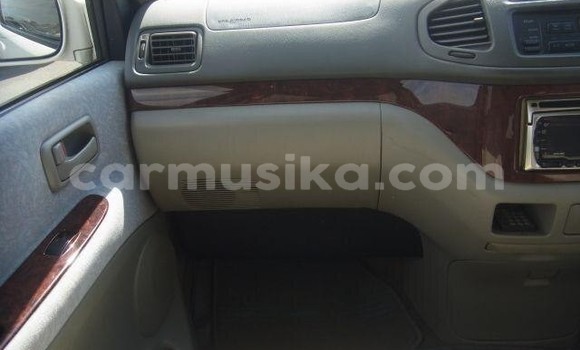 Buy Import Toyota Regius Other Car in Beitbridge in Matabeleland South Buy Import Toyota Regius Other Car in Beitbridge in Matabeleland South