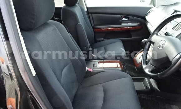 Buy Import Toyota Harrier Black Car in Beitbridge in Matabeleland South Buy Import Toyota Harrier Black Car in Beitbridge in Matabeleland South