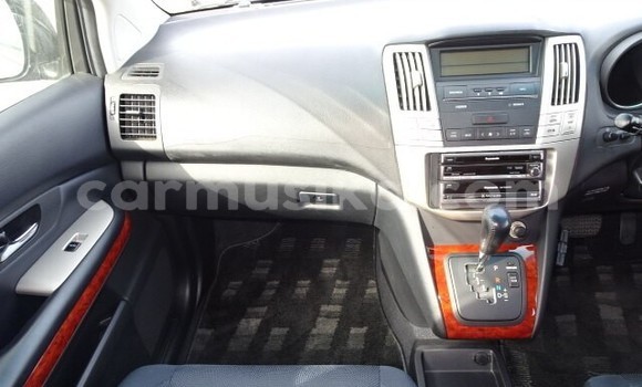 Buy Import Toyota Harrier Black Car in Beitbridge in Matabeleland South Buy Import Toyota Harrier Black Car in Beitbridge in Matabeleland South