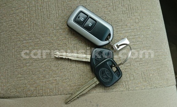 Buy Import Toyota Spacio White Car in Beitbridge in Matabeleland South Buy Import Toyota Spacio White Car in Beitbridge in Matabeleland South