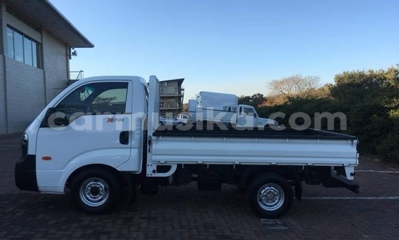 Tenga Tsaru Kia K3 Chena Mota in Beitbridge in Matabeleland South Tenga Tsaru Kia K3 Chena Mota in Beitbridge in Matabeleland South