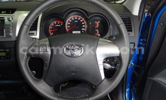 Buy Used Toyota Hilux Blue Car in Beitbridge in Matabeleland South Buy Used Toyota Hilux Blue Car in Beitbridge in Matabeleland South