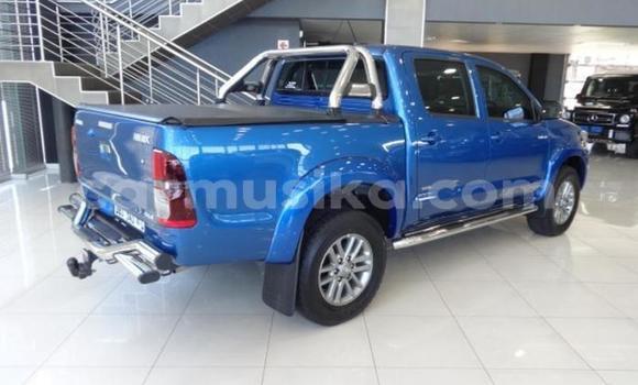 Buy Used Toyota Hilux Blue Car in Beitbridge in Matabeleland South Buy Used Toyota Hilux Blue Car in Beitbridge in Matabeleland South