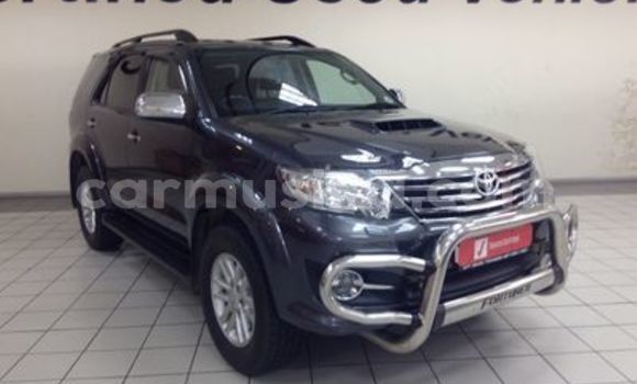 Buy Used Toyota Fortuner Black Car in Beitbridge in Matabeleland South
