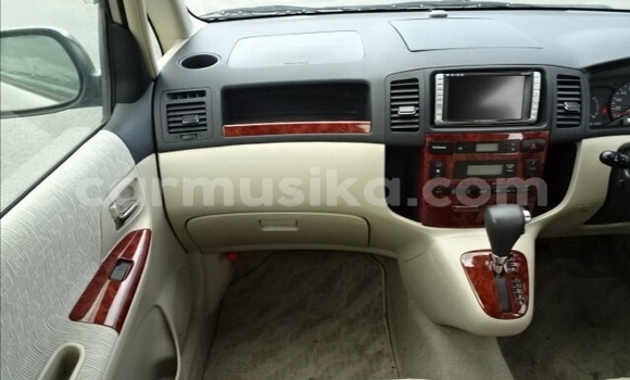 Acheter Occasion Voiture Toyota Corolla Spacio Gris à Beitbridge, Matabeleland South Acheter Occasion Voiture Toyota Corolla Spacio Gris à Beitbridge, Matabeleland South