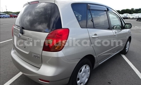 Acheter Occasion Voiture Toyota Corolla Spacio Gris à Beitbridge, Matabeleland South Acheter Occasion Voiture Toyota Corolla Spacio Gris à Beitbridge, Matabeleland South