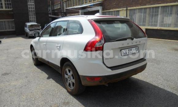 Buy Used Volvo XC60 White Car in Harare in Harare Buy Used Volvo XC60 White Car in Harare in Harare