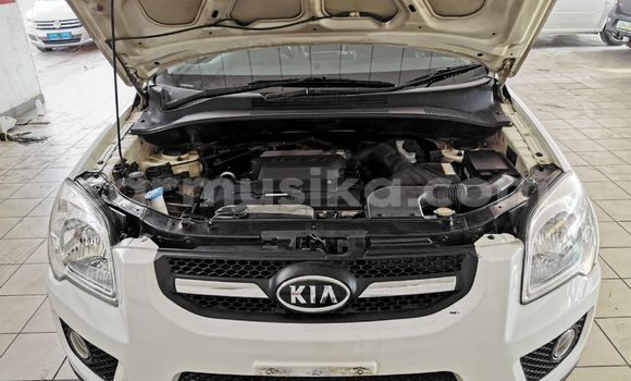 Nunua Ilio tumika Kia Sportage Nyeupe Gari ndani ya Beitbridge nchini Matabeleland Kusini Nunua Ilio tumika Kia Sportage Nyeupe Gari ndani ya Beitbridge nchini Matabeleland Kusini