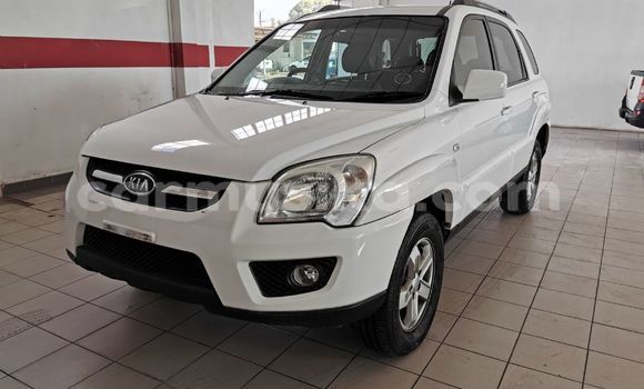 Nunua Ilio tumika Kia Sportage Nyeupe Gari ndani ya Beitbridge nchini Matabeleland Kusini Nunua Ilio tumika Kia Sportage Nyeupe Gari ndani ya Beitbridge nchini Matabeleland Kusini