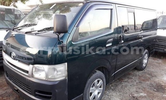 Buy Import Toyota Hiace Other Car in Beitbridge in Matabeleland South Buy Import Toyota Hiace Other Car in Beitbridge in Matabeleland South