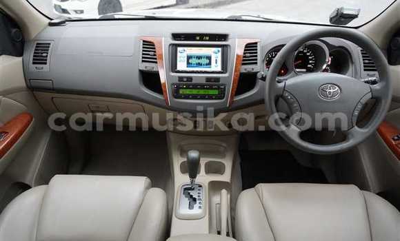 Acheter Occasion Voiture Toyota Fortuner Gris à Beitbridge, Matabeleland South Acheter Occasion Voiture Toyota Fortuner Gris à Beitbridge, Matabeleland South