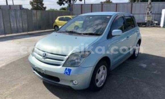 Buy Used Toyota IST Blue Car in Beitbridge in Matabeleland South Buy Used Toyota IST Blue Car in Beitbridge in Matabeleland South