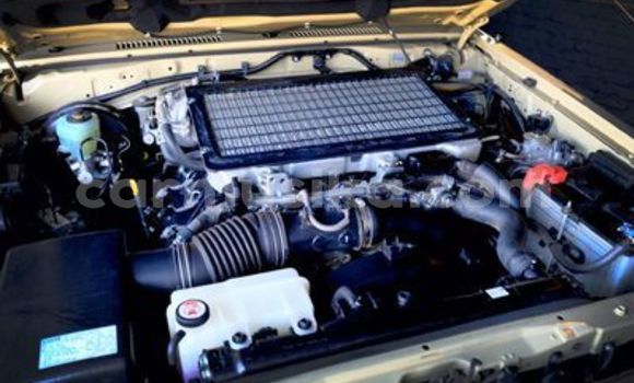 Acheter Occasion Voiture Toyota Land Cruiser Marron à Beitbridge, Matabeleland South Acheter Occasion Voiture Toyota Land Cruiser Marron à Beitbridge, Matabeleland South