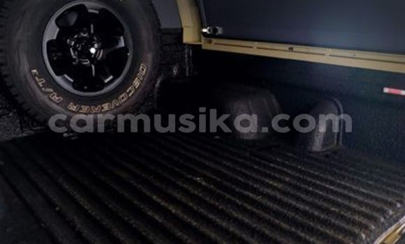 Acheter Occasion Voiture Toyota Land Cruiser Marron à Beitbridge, Matabeleland South Acheter Occasion Voiture Toyota Land Cruiser Marron à Beitbridge, Matabeleland South