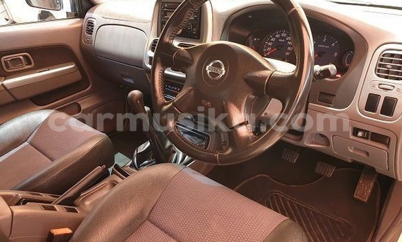 Buy Used Nissan NP 300 White Car in Beitbridge in Matabeleland South Buy Used Nissan NP 300 White Car in Beitbridge in Matabeleland South