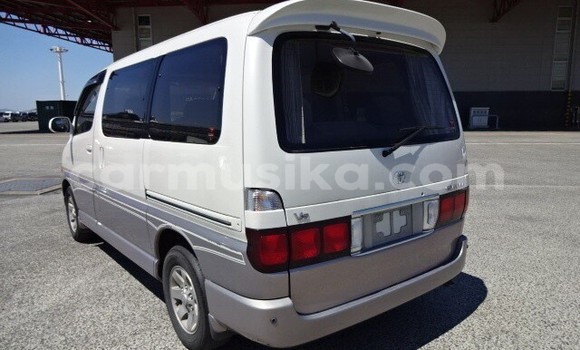 Buy Import Toyota Granvia Other Car in Beitbridge in Matabeleland South Buy Import Toyota Granvia Other Car in Beitbridge in Matabeleland South