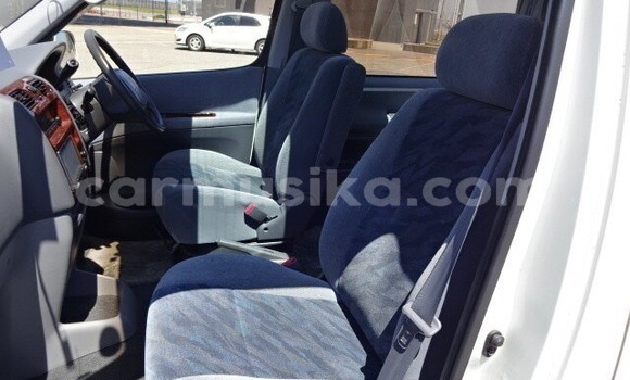 Buy Import Toyota Granvia Other Car in Beitbridge in Matabeleland South Buy Import Toyota Granvia Other Car in Beitbridge in Matabeleland South