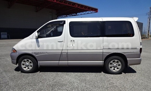 Buy Import Toyota Granvia Other Car in Beitbridge in Matabeleland South Buy Import Toyota Granvia Other Car in Beitbridge in Matabeleland South