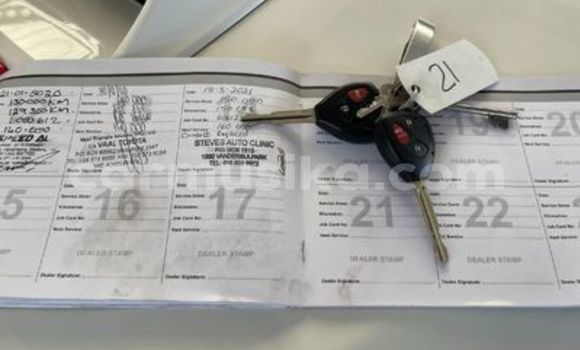 Tenga Tsaru Toyota Hilux Chena Mota in Beitbridge in Matabeleland South Tenga Tsaru Toyota Hilux Chena Mota in Beitbridge in Matabeleland South