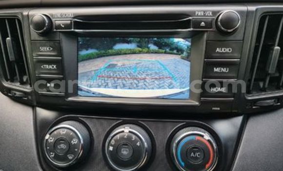 Acheter Occasion Voiture Toyota RAV4 Blanc à Beitbridge, Matabeleland South Acheter Occasion Voiture Toyota RAV4 Blanc à Beitbridge, Matabeleland South