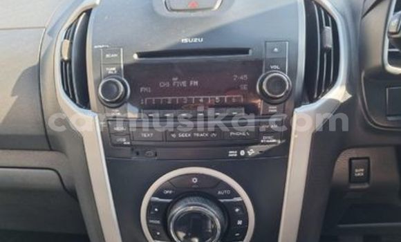 Tenga Tsaru Isuzu KB Bhuruu Mota in Beitbridge in Matabeleland South Tenga Tsaru Isuzu KB Bhuruu Mota in Beitbridge in Matabeleland South