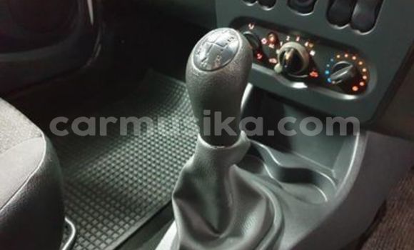 Acheter Occasion Voiture Nissan NV200 Blanc à Beitbridge, Matabeleland South Acheter Occasion Voiture Nissan NV200 Blanc à Beitbridge, Matabeleland South