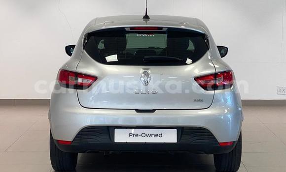 Buy Used Renault Clio Other Car in Beitbridge in Matabeleland South Buy Used Renault Clio Other Car in Beitbridge in Matabeleland South