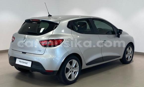 Buy Used Renault Clio Other Car in Beitbridge in Matabeleland South Buy Used Renault Clio Other Car in Beitbridge in Matabeleland South