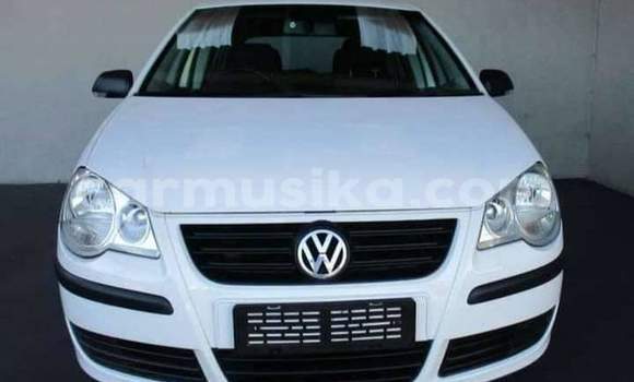 Buy Used Volkswagen Polo White Car in Beitbridge in Matabeleland South Buy Used Volkswagen Polo White Car in Beitbridge in Matabeleland South