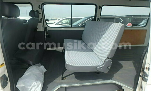 Buy Used Toyota Hiace Other Car in Beitbridge in Matabeleland South Buy Used Toyota Hiace Other Car in Beitbridge in Matabeleland South