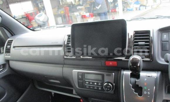 Tenga Tsaru Toyota Hiace Chena Mota in Beitbridge in Matabeleland South Tenga Tsaru Toyota Hiace Chena Mota in Beitbridge in Matabeleland South