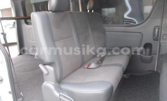 Tenga Tsaru Toyota Hiace Chena Mota in Beitbridge in Matabeleland South Tenga Tsaru Toyota Hiace Chena Mota in Beitbridge in Matabeleland South