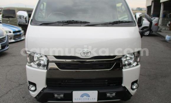 Tenga Tsaru Toyota Hiace Chena Mota in Beitbridge in Matabeleland South Tenga Tsaru Toyota Hiace Chena Mota in Beitbridge in Matabeleland South