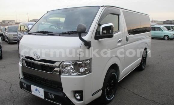 Tenga Tsaru Toyota Hiace Chena Mota in Beitbridge in Matabeleland South Tenga Tsaru Toyota Hiace Chena Mota in Beitbridge in Matabeleland South