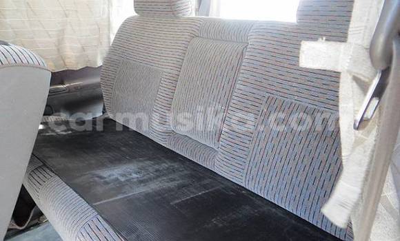 Acheter Occasion Voiture Toyota Hiace Autre à Beitbridge, Matabeleland South Acheter Occasion Voiture Toyota Hiace Autre à Beitbridge, Matabeleland South